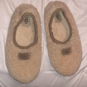 Ugg slippers